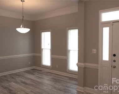 10442 Chelsea Bay Drive - Photo Thumbnail 5