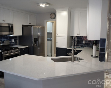 10442 Chelsea Bay Drive - Photo Thumbnail 15