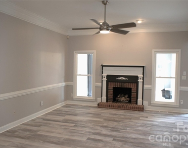 10442 Chelsea Bay Drive - Photo Thumbnail 12
