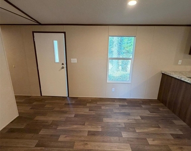 2034 Shelby Road - Photo Thumbnail 6
