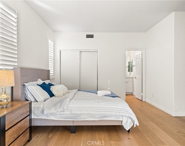 19366 Fortune Place - Photo Thumbnail 23