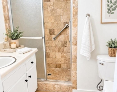 5376 Lehigh Street - Photo Thumbnail 9