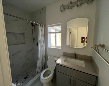 5033 B Sultana - Photo Thumbnail 4