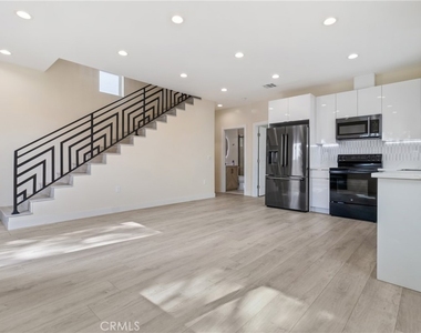 13564 Polk Street - Photo Thumbnail 4