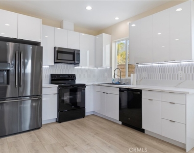 13564 Polk Street - Photo Thumbnail 5