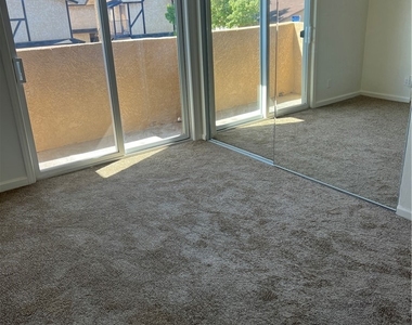 454 E Avenue Q3 - Photo Thumbnail 14