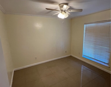 13747 Polk Street - Photo Thumbnail 14