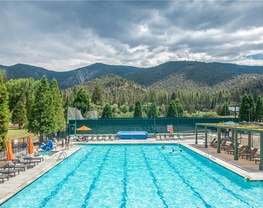 2300 Cypress - Photo Thumbnail 29