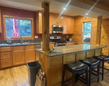 2300 Cypress - Photo Thumbnail 1