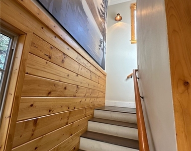 2300 Cypress - Photo Thumbnail 10