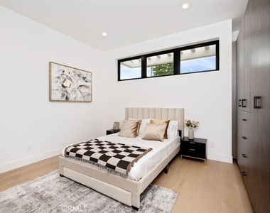 4952 Haskell Avenue - Photo Thumbnail 29