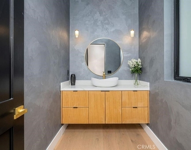 4952 Haskell Avenue - Photo Thumbnail 24