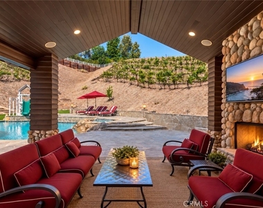 24305 Bridle Trail - Photo Thumbnail 20