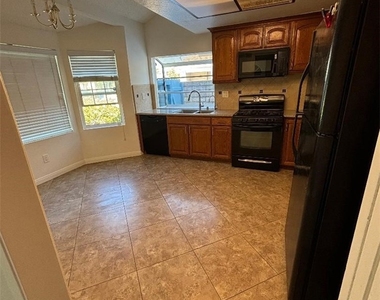 21730 Merridy - Photo Thumbnail 1