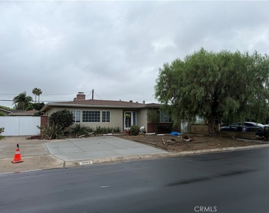 9662 Lenore - Photo Thumbnail 11