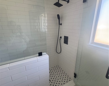 151 W Bay - Photo Thumbnail 15