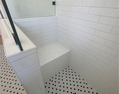 151 W Bay - Photo Thumbnail 14