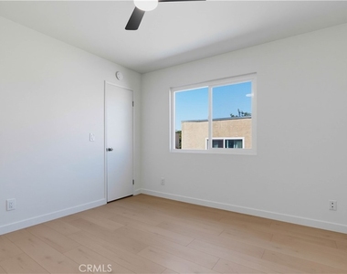 4881 Vista Dr - Photo Thumbnail 16