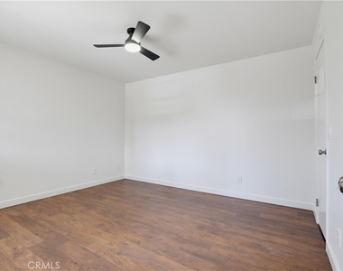 4881 Vista Dr - Photo Thumbnail 13