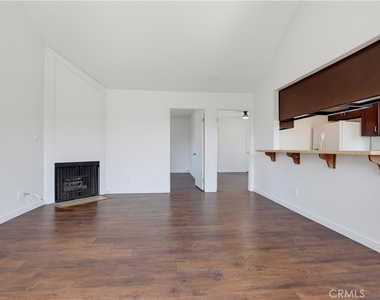 4881 Vista Dr - Photo Thumbnail 4