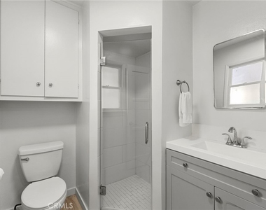 5920 E Ocean Blvd - Photo Thumbnail 9