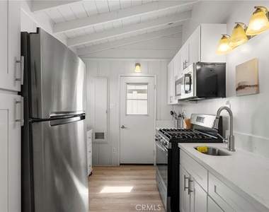 5916 E Ocean - Photo Thumbnail 3