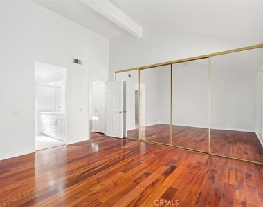 24422 Verena Court - Photo Thumbnail 16