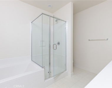 113 Lantana - Photo Thumbnail 5