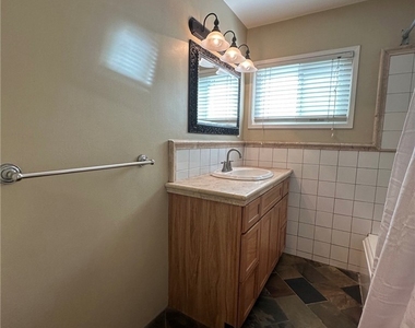 125 Nieto Avenue - Photo Thumbnail 14