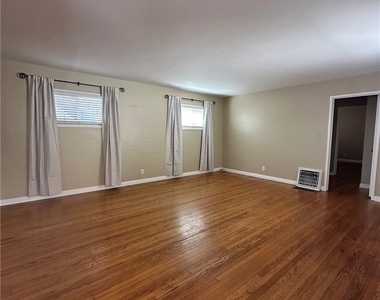 125 Nieto Avenue - Photo Thumbnail 2