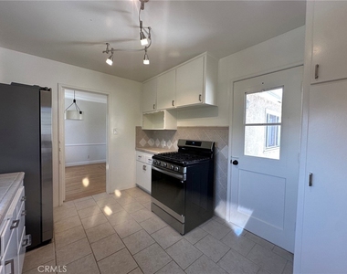 125 Nieto Avenue - Photo Thumbnail 12
