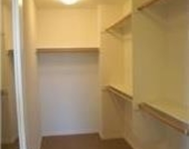 166 Playa Circle - Photo Thumbnail 10