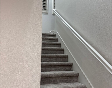 166 Playa Circle - Photo Thumbnail 7