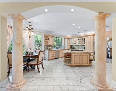 27201 S Ridge Drive - Photo Thumbnail 10