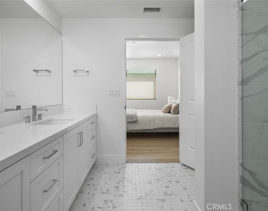 24722 Del Prado - Photo Thumbnail 21
