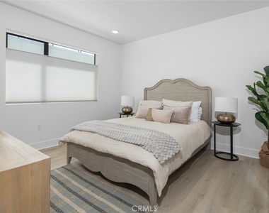 24722 Del Prado - Photo Thumbnail 19