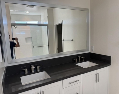 753 Michael Court - Photo Thumbnail 9