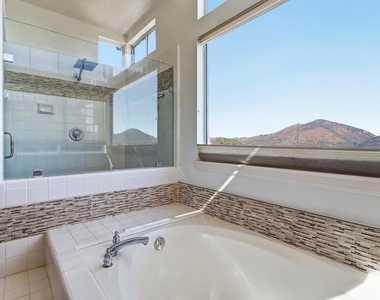 11444 Alborada Drive - Photo Thumbnail 12