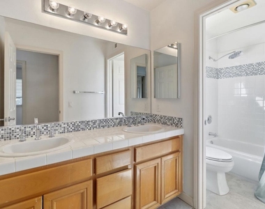 11444 Alborada Drive - Photo Thumbnail 16