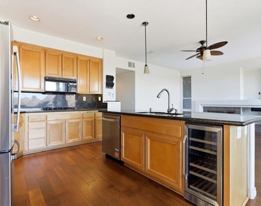 11444 Alborada Drive - Photo Thumbnail 8