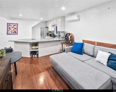 720 3rd Street - Photo Thumbnail 4