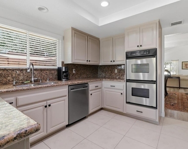 338 Vista Del Indio - Photo Thumbnail 1