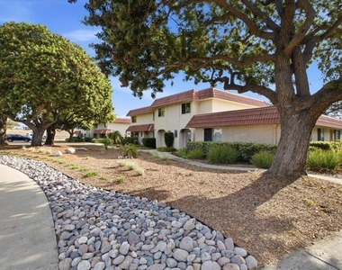 535 Beverly Place - Photo Thumbnail 1