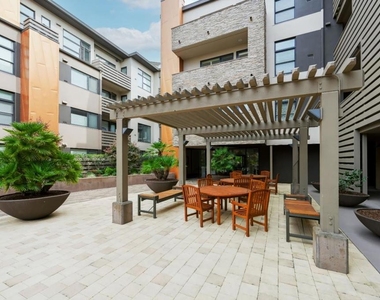 1838 Ogden Drive - Photo Thumbnail 4