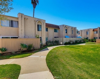 212 S Kraemer - Photo Thumbnail 19
