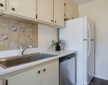 212 S Kraemer - Photo Thumbnail 10