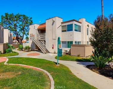 212 S Kraemer - Photo Thumbnail 1