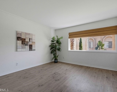 212 S Kraemer - Photo Thumbnail 13