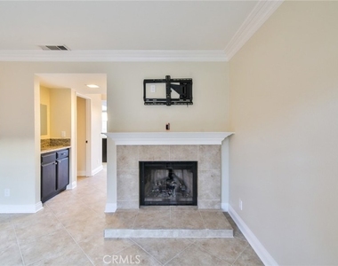 1013 W Linden Street - Photo Thumbnail 6
