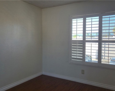 12168 Mount Vernon - Photo Thumbnail 6